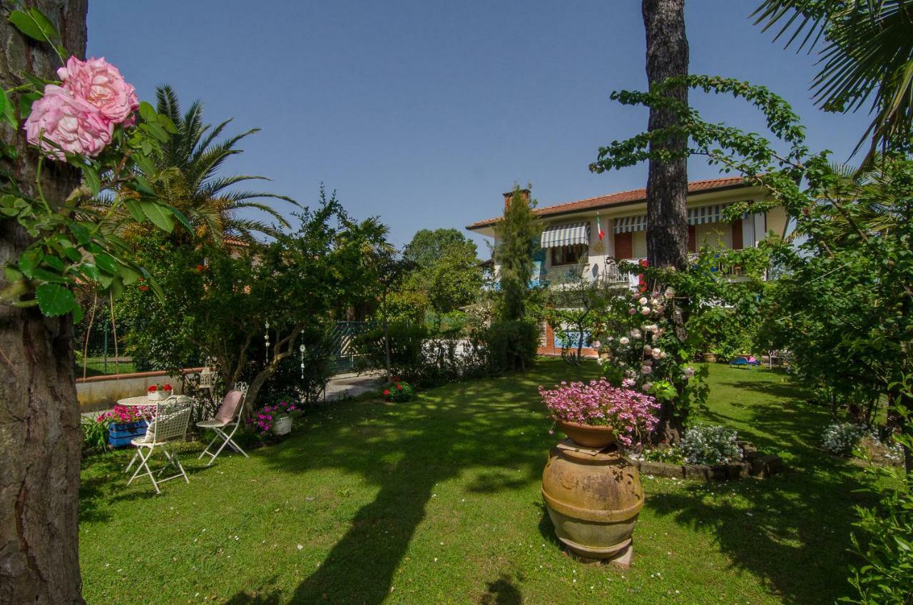 Due Passi Dal Mare Bed & Breakfast 3*
